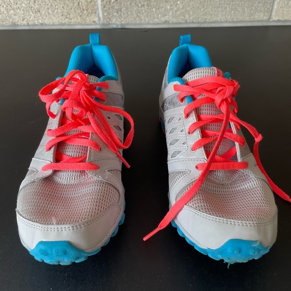 Women’s Reebok Sneakers - Picture 3 of 4